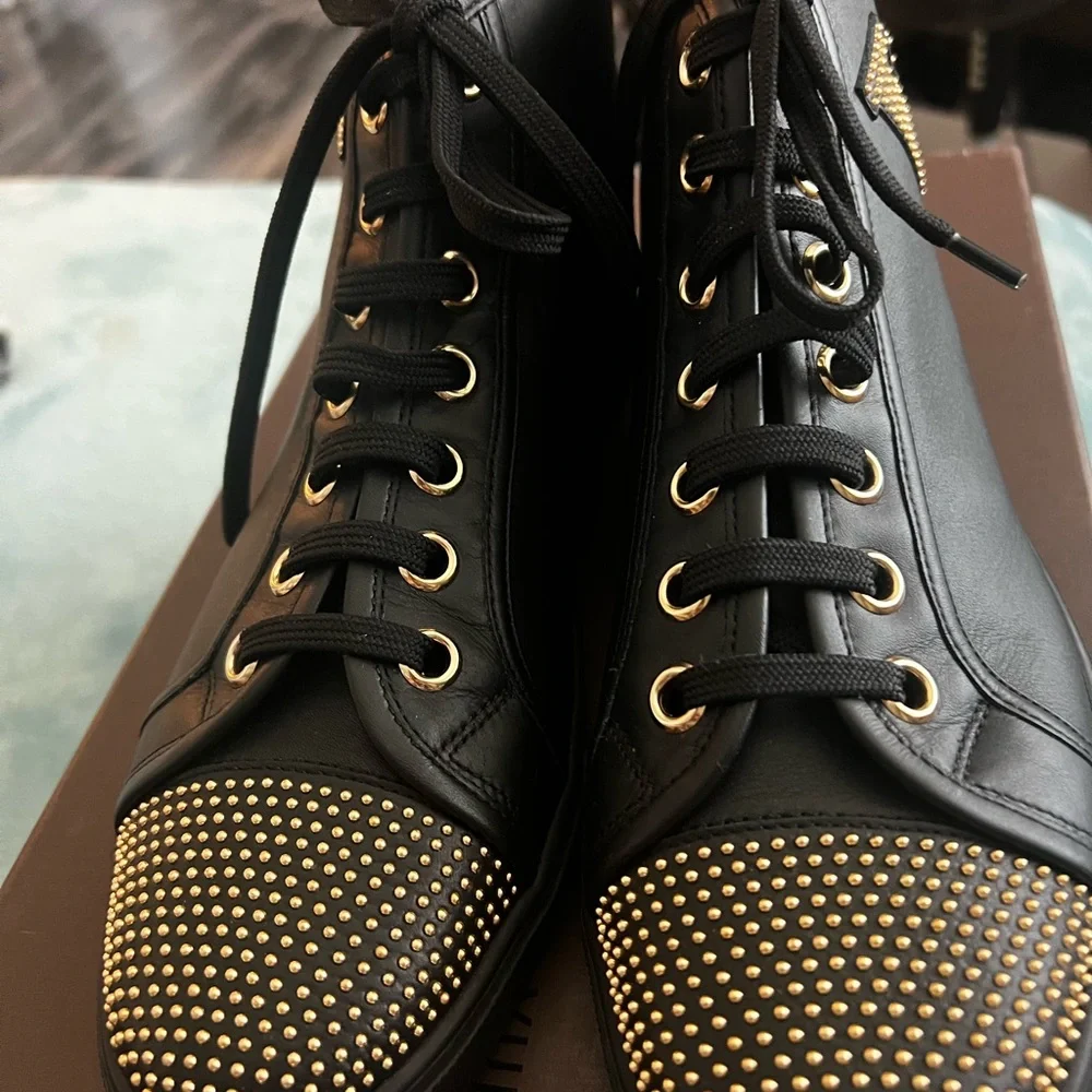 Louis Vuitton Black and Gold Studded booties - Picture 3 of 9